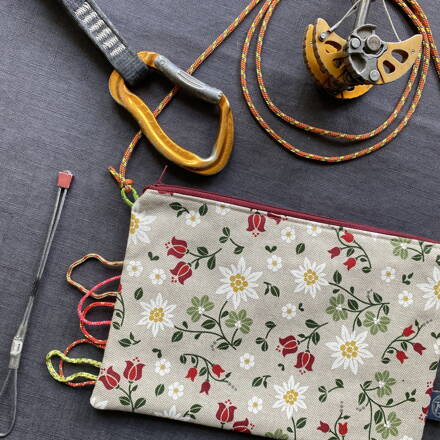 Crossbody Plesnivec / červený zips